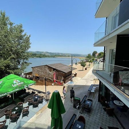 Lake View Tasic Veliko Gradiste Exterior photo